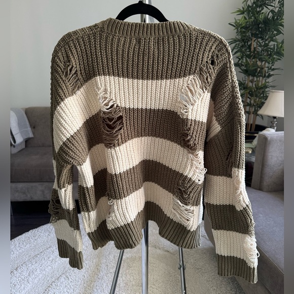 POL Olive and White Cream Striped Distressed Knit Sweater Size Small - Picture 3 of 9